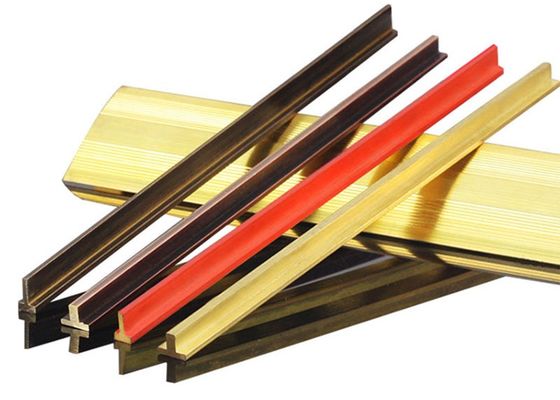 De gouden 3.0m Decoratieve Decoratie van het de Strokenmeubilair van de Messingsversiering