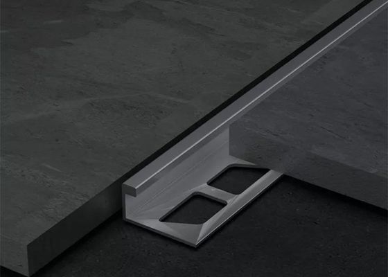 Van het aluminium-magnesium van de de Strokentegel Legeringsprofiel Right-Angle Sluitende de Randversiering