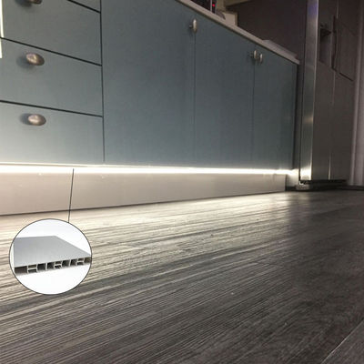 Het Aluminium LEIDENE van het muurlicht Uitgedreven Kanaal Profielen 2.5m