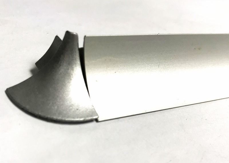 Van de de Randtegel van het aluminiummetaal Vierkante van de de Badkamerstegel Versiering Geanodiseerde de Randversiering