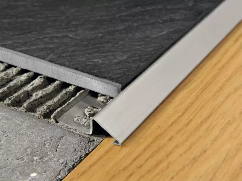 Van het de Uitdrijvingsprofiel van de aluminiumlegering van de de Hoekrand de Stroken van de de Tegelversiering