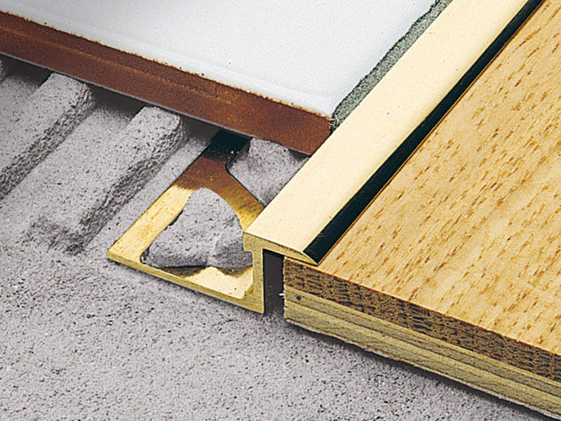 Van de het Messingstegel van het binnenhuisarchitectuur Luxueuze Messing Scherpende Strook Geborstelde Versiering 10mm