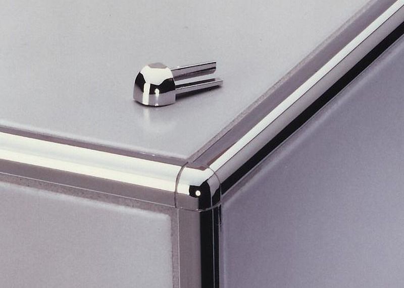 TUV van het de Strookaluminium van de Aluminiumovergang van de de Legeringstegel de Randenversieringen