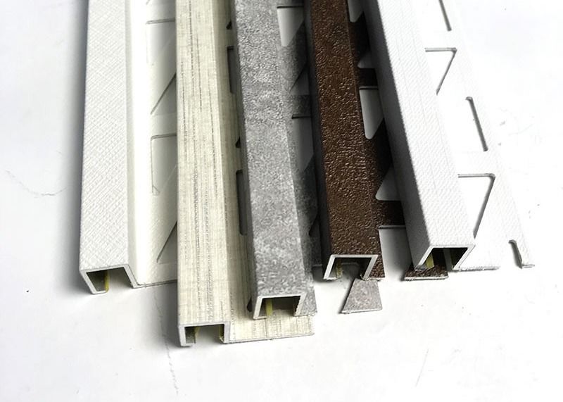 De Versieringsstroken van de aluminiumrand voor van het de Hoekaluminium van de Tegelrand de Uitdrijvingsprofiel
