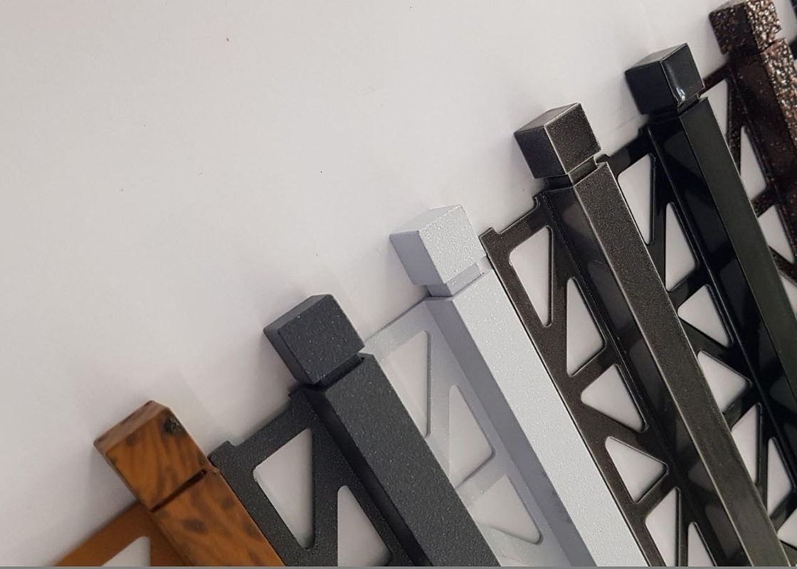 De Versieringsstroken van de aluminiumrand voor van het de Hoekaluminium van de Tegelrand de Uitdrijvingsprofiel