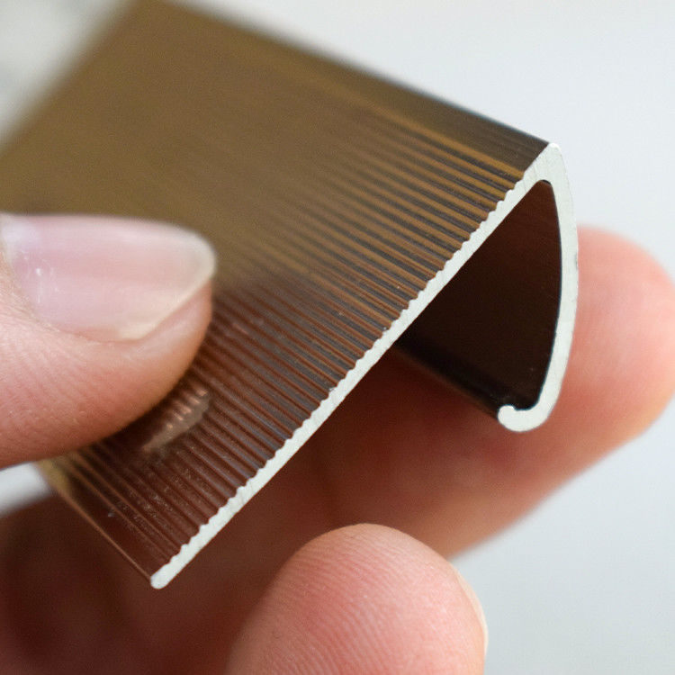 Van de de Randversiering van het aluminiumtapijt Vlotte van het de Strepenaluminium het Tapijtversiering 30mm