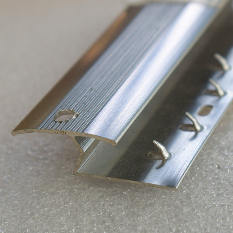 Van de de Randversiering van het aluminiumtapijt Vlotte van het de Strepenaluminium het Tapijtversiering 30mm
