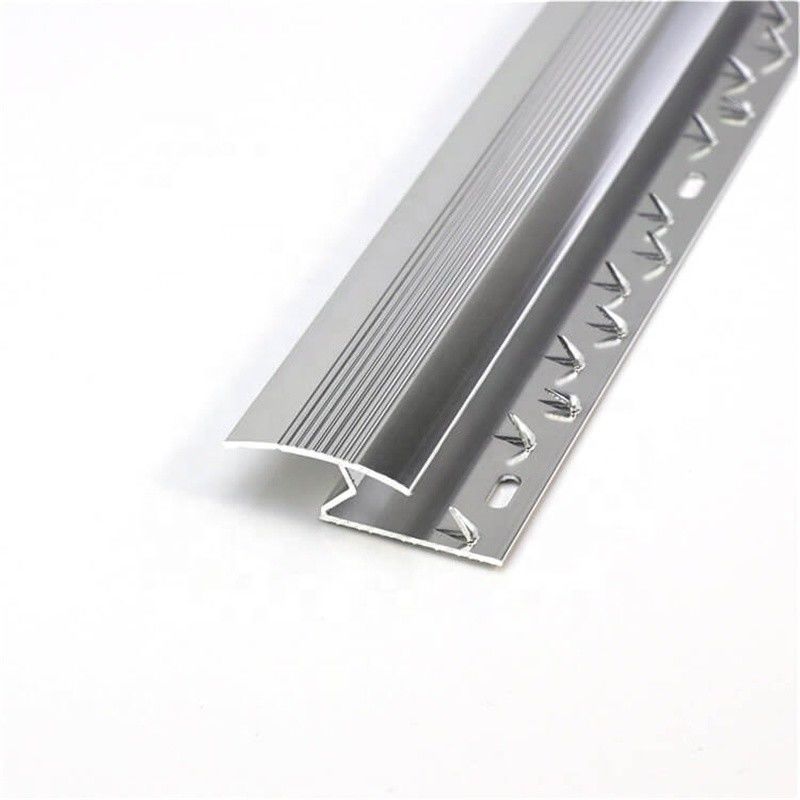 De zilveren Versiering van het het Aluminiumtapijt van de Aluminiumz Sectie 15mm Rand van de Tapijtversiering