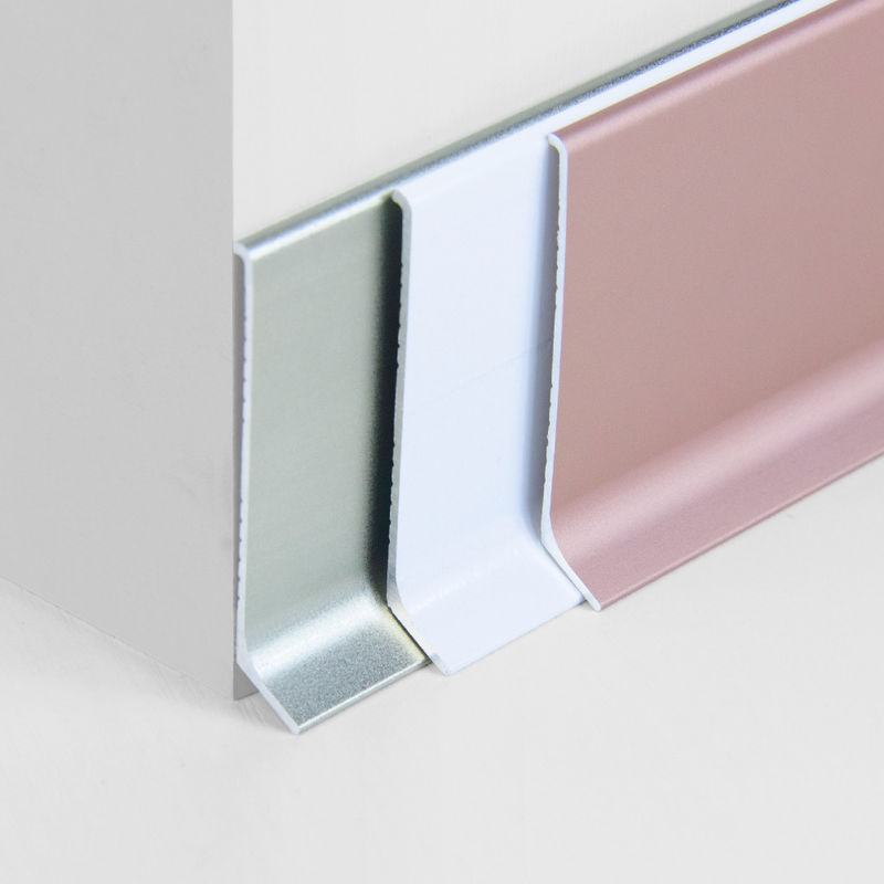 Zelfklevende van de de Muurbescherming van de Aluminium Begrenzende Raad de Keukenkastplint