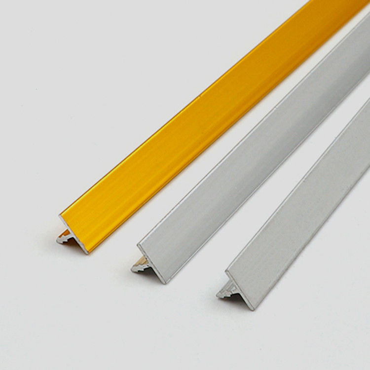 Vochtbestendige T Gestalte gegeven Aluminiumversiering om Muren te verfraaien