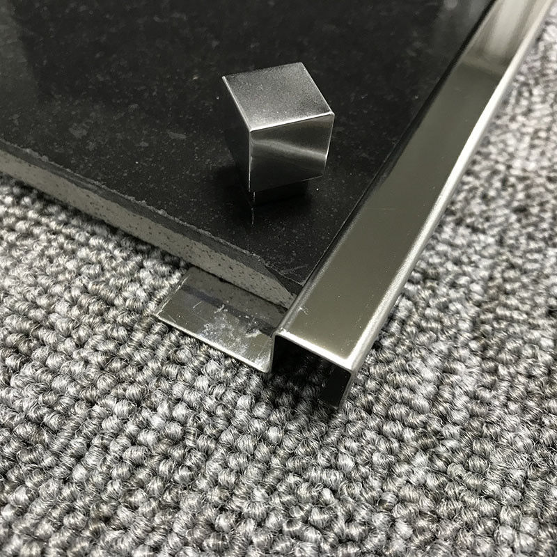 Het Staal Decoratieve Stroken 2.0mm van spiegelsqstainless de Vierkante Versiering van de Tegelrand