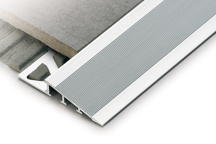 Van de de Tegelversiering van het hotelaluminium de Stroken van de de Vloerovergang